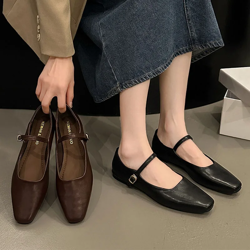 Women Flats French Square Toe  - Leatherwork In French reseña y precio