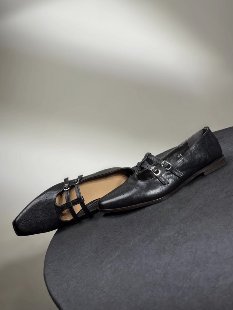 French Style Elegant Women Buc - Leatherwork In French reseña y precio