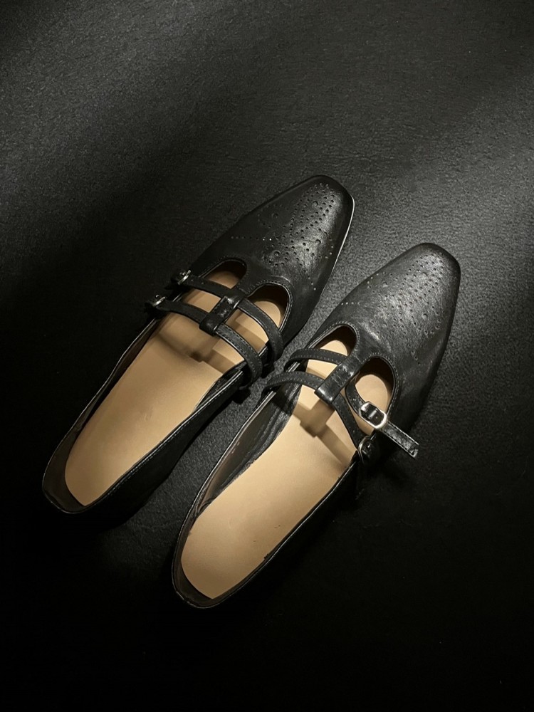 French Style Elegant Women Buc - Leatherwork In French reseña y precio