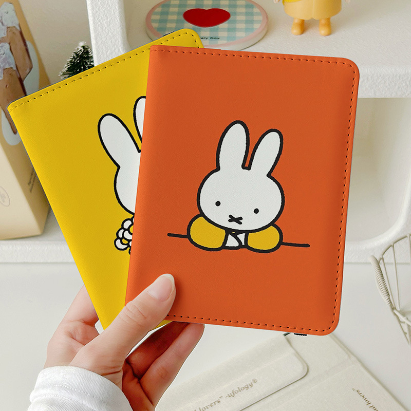 Kawaii Miffy ID Card Passport  - Leatherwork Accessories reseña y precio