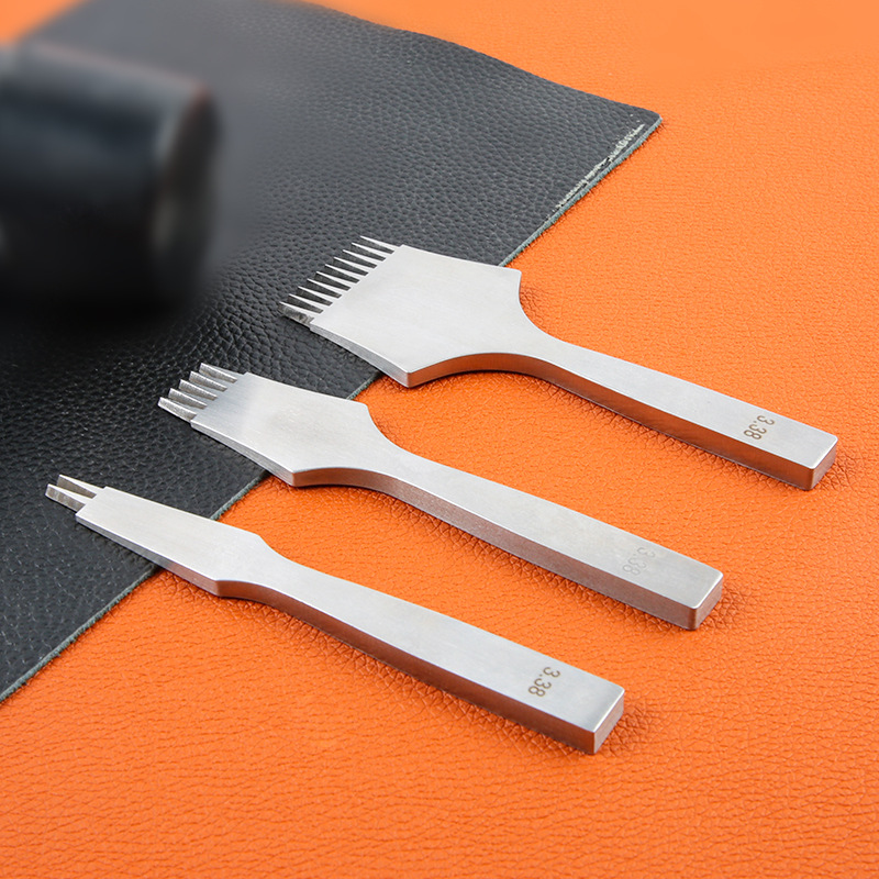 NEW High Quality Sharp Leather - Leatherwork In French reseña y precio